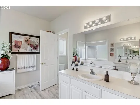 17063 SE Macanudo Street Damascus OR 97089