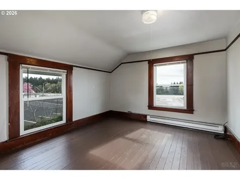 51738 SW Old Portland Road Scappoose OR 97056