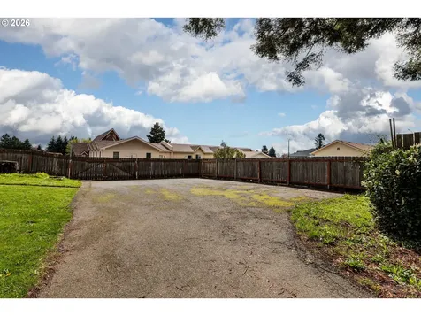 51738 SW Old Portland Road Scappoose OR 97056