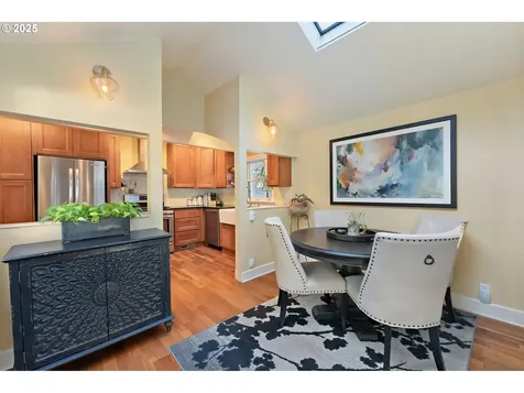 3835 SE Crystal Springs Boulevard Portland OR 97202