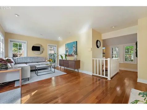 3835 SE Crystal Springs Boulevard Portland OR 97202