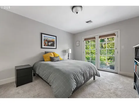 3835 SE Crystal Springs Boulevard Portland OR 97202
