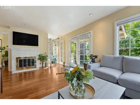 3835 SE Crystal Springs Boulevard Portland OR 97202