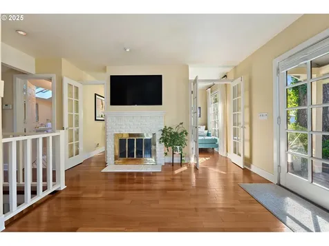 3835 SE Crystal Springs Boulevard Portland OR 97202