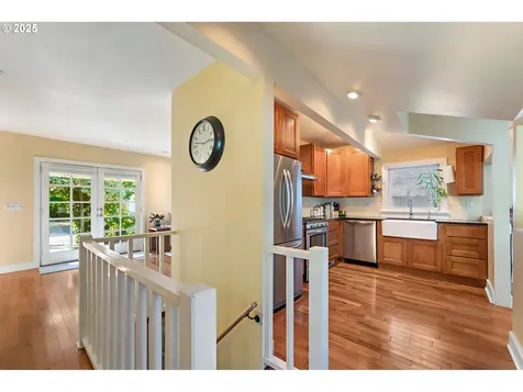 3835 SE Crystal Springs Boulevard Portland OR 97202