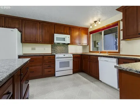 15171 SE Orient Drive Boring OR 97009