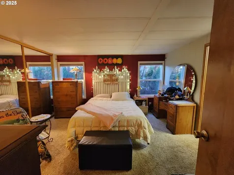 5422 Portland Road NE Salem OR 97305