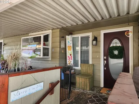 5422 Portland Road NE Salem OR 97305