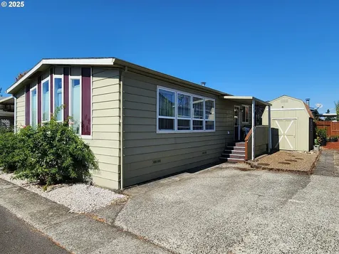 5422 Portland Road NE Salem OR 97305