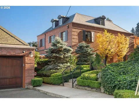1490 SW Clifton Street Portland OR 97201