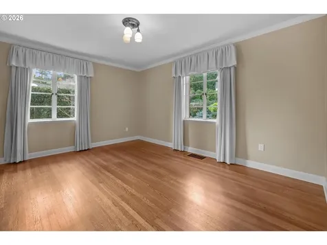 1490 SW Clifton Street Portland OR 97201