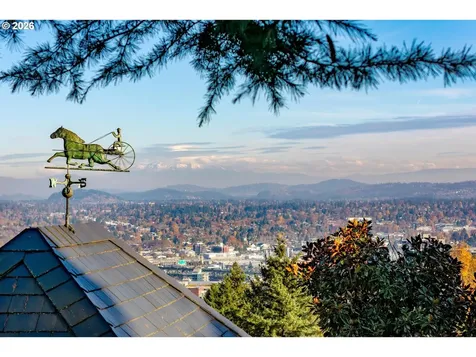 1490 SW Clifton Street Portland OR 97201