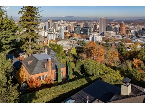 1490 SW Clifton Street Portland OR 97201