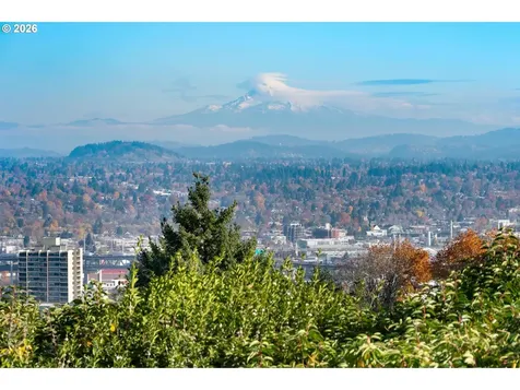 1490 SW Clifton Street Portland OR 97201