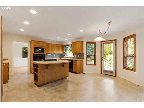 15355 SW Sandpiper Lane Beaverton OR 97007