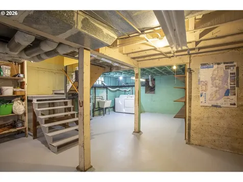 1808 NW Aspen Avenue Portland OR 97210