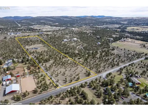 5798 SE Grant Road Prineville OR 97754