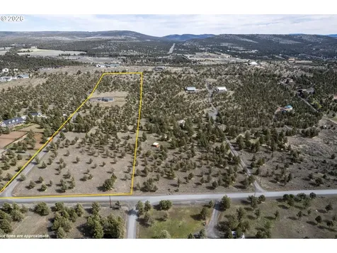 5798 SE Grant Road Prineville OR 97754