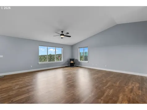 5798 SE Grant Road Prineville OR 97754