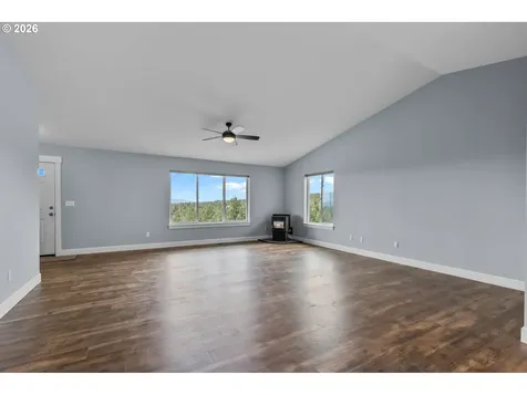 5798 SE Grant Road Prineville OR 97754