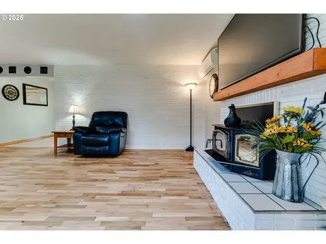 2706 Norkenzie Road Eugene OR 97408