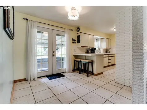 2706 Norkenzie Road Eugene OR 97408