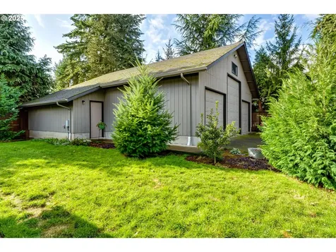 2706 Norkenzie Road Eugene OR 97408