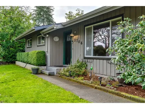 2706 Norkenzie Road Eugene OR 97408