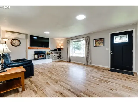 2706 Norkenzie Road Eugene OR 97408