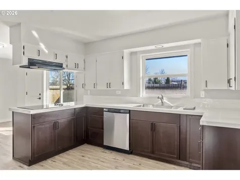 515 May Street Molalla OR 97038
