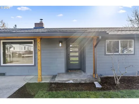 515 May Street Molalla OR 97038
