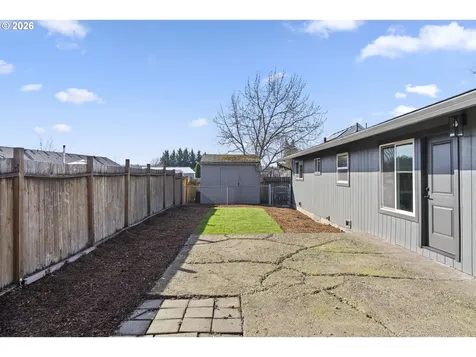515 May Street Molalla OR 97038