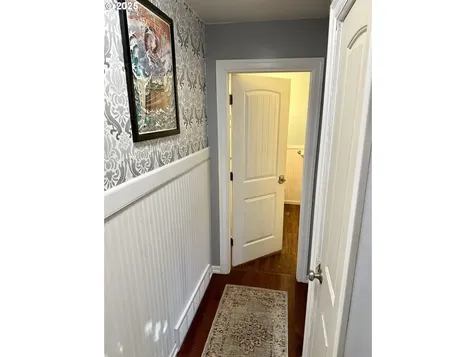 440 W Dartmouth Street Gladstone OR 97027