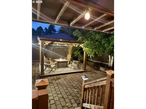 440 W Dartmouth Street Gladstone OR 97027