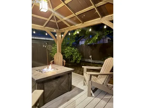 440 W Dartmouth Street Gladstone OR 97027