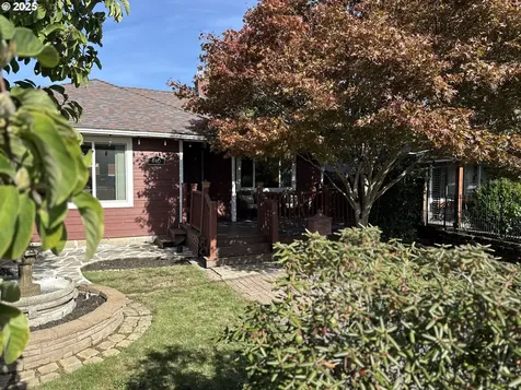 440 W Dartmouth Street Gladstone OR 97027