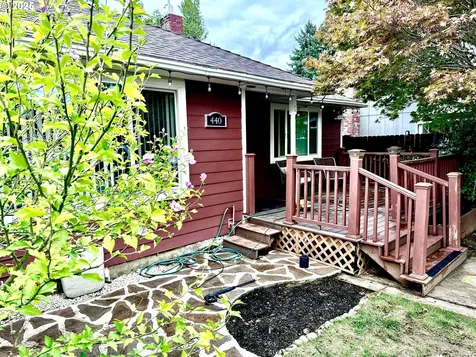 440 W Dartmouth Street Gladstone OR 97027