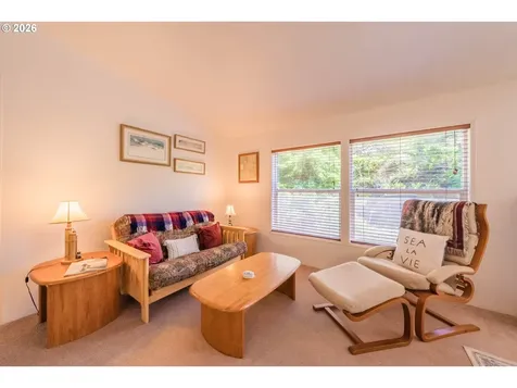 1232 SE 2nd Court Lincoln City OR 97367
