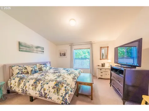 1232 SE 2nd Court Lincoln City OR 97367
