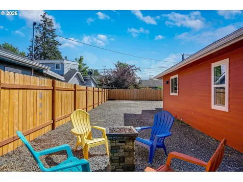 856 Highland Avenue NE Salem OR 97301