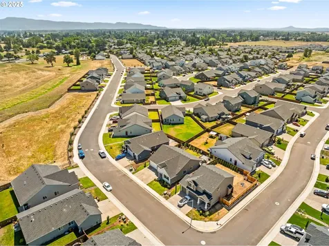 2663 W 15th Avenue Junction City OR 97448