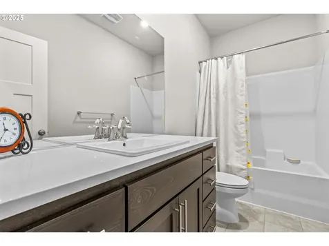 2663 W 15th Avenue Junction City OR 97448
