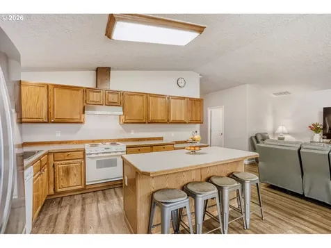 810 NE 167th Avenue Vancouver WA 98684