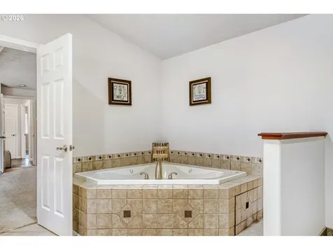 810 NE 167th Avenue Vancouver WA 98684