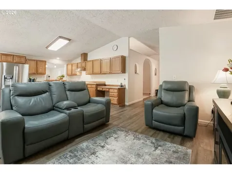 810 NE 167th Avenue Vancouver WA 98684