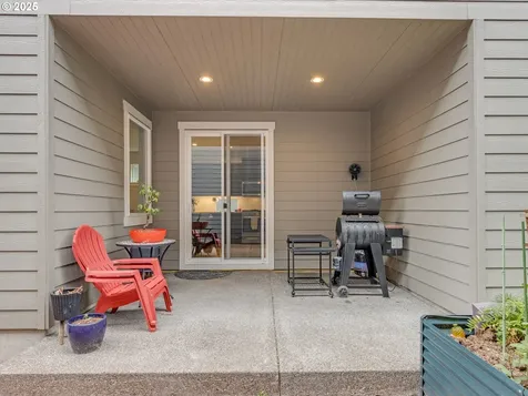 9913 NE 132nd Avenue Vancouver WA 98682