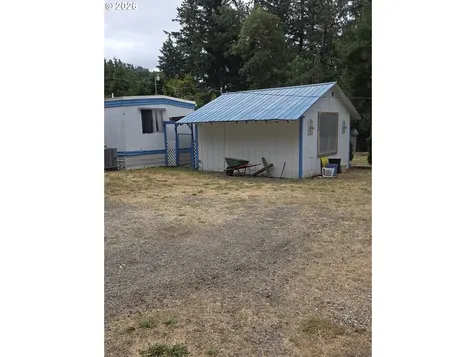 422 Lou Gray Drive Myrtle Creek OR 97457
