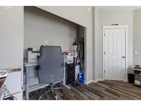 20905 NE Fulquartz Landing Road Dundee OR 97115