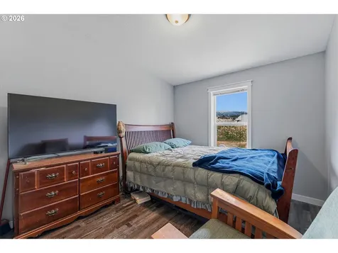 20905 NE Fulquartz Landing Road Dundee OR 97115