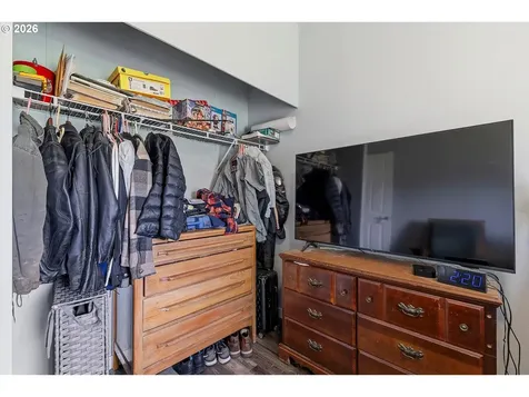 20905 NE Fulquartz Landing Road Dundee OR 97115
